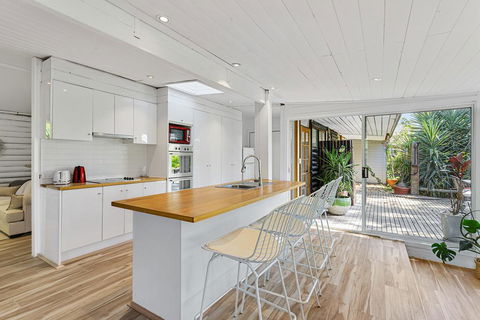 MARTHA COTTAGE - MT MARTHA - Lightning Ridge Tourism 2