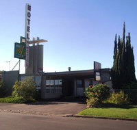 Mayfield Motel - Lightning Ridge Tourism