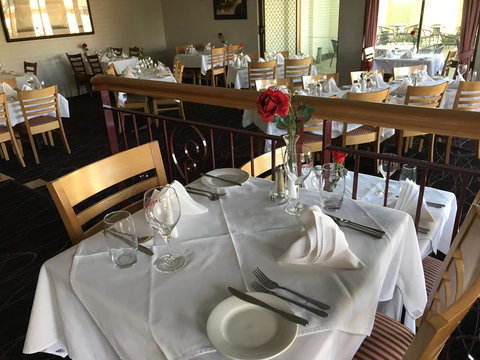 McNevins Tamworth Motel - Lightning Ridge Tourism 1