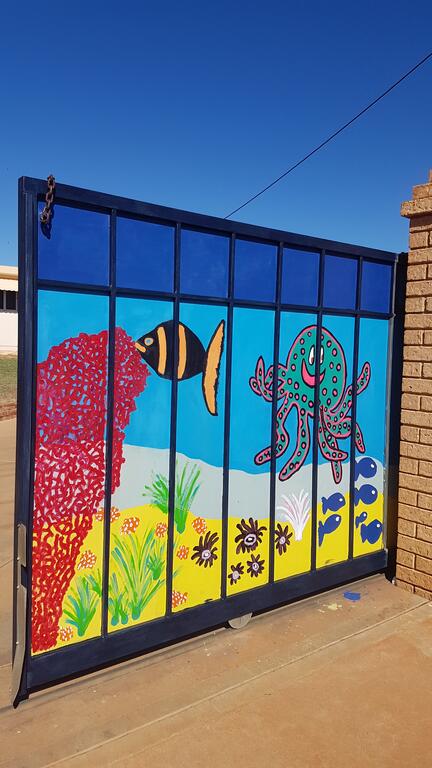 Meekatharra Outback Beach House - Lightning Ridge Tourism 1