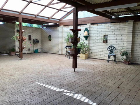 Memories By The Sea - Busselton - Lightning Ridge Tourism 3
