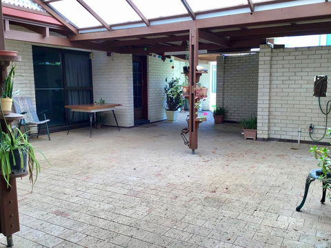 Memories By The Sea - Busselton - Lightning Ridge Tourism 2