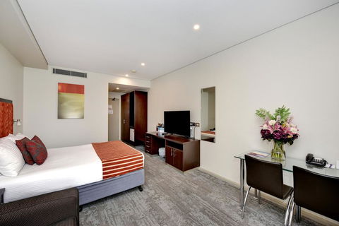 Mercure Centro Port Macquarie - Lightning Ridge Tourism 2