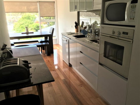 Meriam Bed And Breakfast - Lightning Ridge Tourism 1