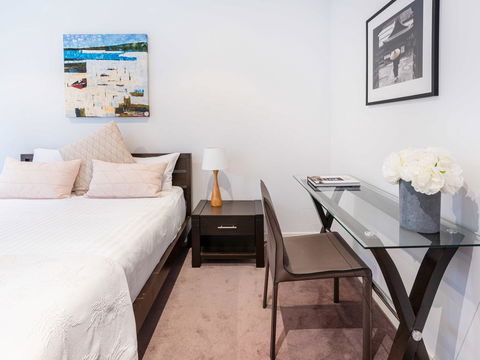 Modern Apartment With Large Courtyard And Short Walk To Bondi Beach - Lightning Ridge Tourism 3