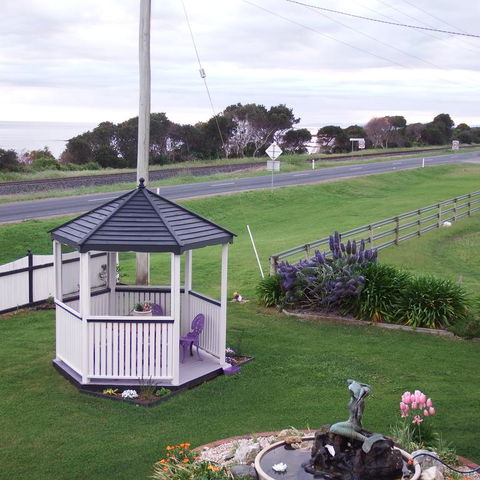 Moonlight Bay B&B Guest House - Lightning Ridge Tourism 3