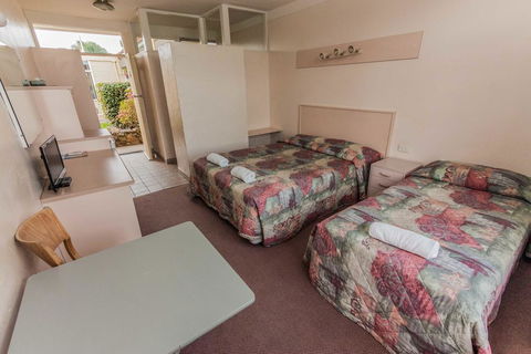 Moruya Waterfront Hotel Motel - Lightning Ridge Tourism 3