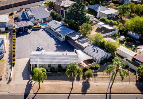 Motel Grande - Lightning Ridge Tourism 1