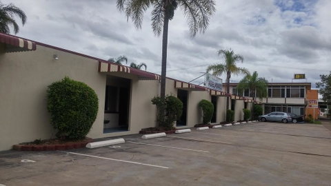 Motel Monaco - Lightning Ridge Tourism 0