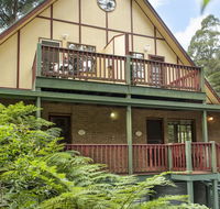 Mountain Lodge - Lightning Ridge Tourism