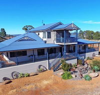 Mountain Park Retreat - Lightning Ridge Tourism