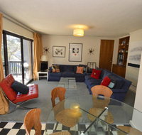 Mowamba B2 Three Bedroom - Lightning Ridge Tourism