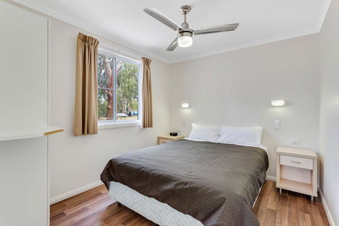 Narrabri Big Sky Caravan Park - Lightning Ridge Tourism 2