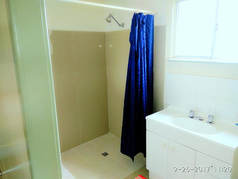 Forrest St Apartments - Lightning Ridge Tourism 18