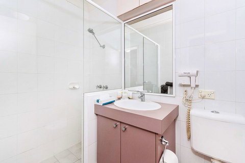 Quality Hotel Bayswater - Lightning Ridge Tourism 19