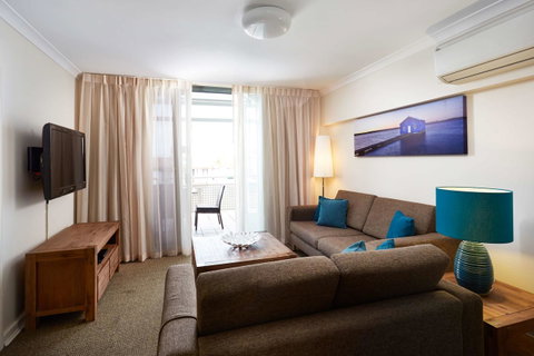 Broadwater Resort Como - Lightning Ridge Tourism 24