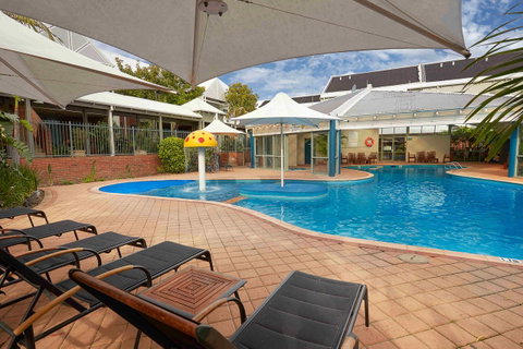 Broadwater Resort Como - Lightning Ridge Tourism 31