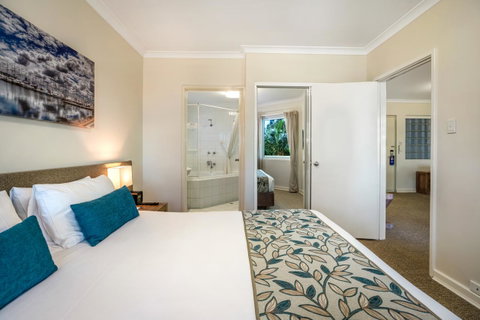 Broadwater Resort Como - Lightning Ridge Tourism 3