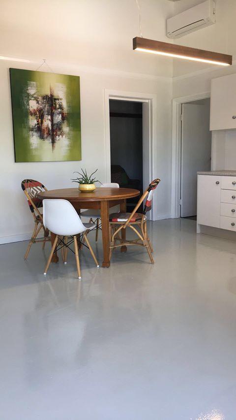 Capel Short-Stay Accommodation - Lightning Ridge Tourism 5
