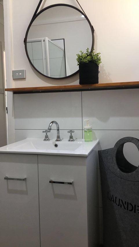 Capel Short-Stay Accommodation - Lightning Ridge Tourism 1
