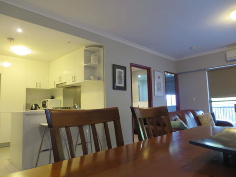 PTApartments - Lightning Ridge Tourism 1