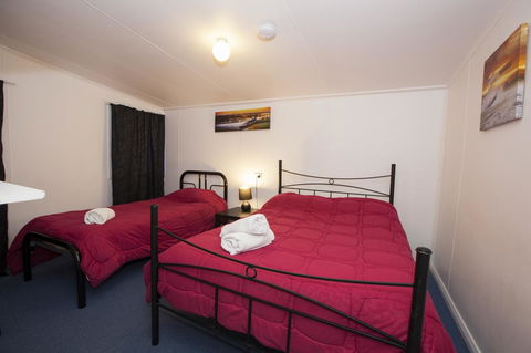 Rustic Retreat Esperance - Lightning Ridge Tourism 21