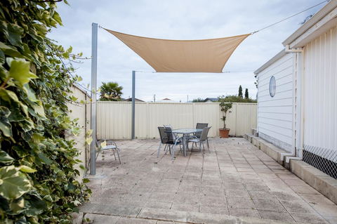 Rustic Retreat Esperance - Lightning Ridge Tourism 30