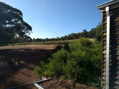Hotham Ridge Estate - Lightning Ridge Tourism 15