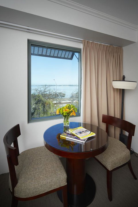 Pagoda Resort & Spa - Lightning Ridge Tourism 9
