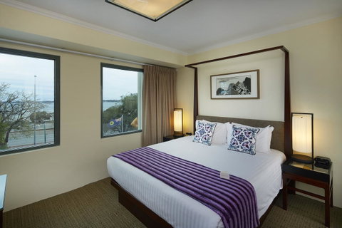 Pagoda Resort & Spa - Lightning Ridge Tourism 4