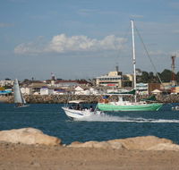 Geraldton Holliday Villas - Lightning Ridge Tourism