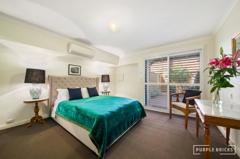 Spacious Central Townhouse - Lightning Ridge Tourism 7