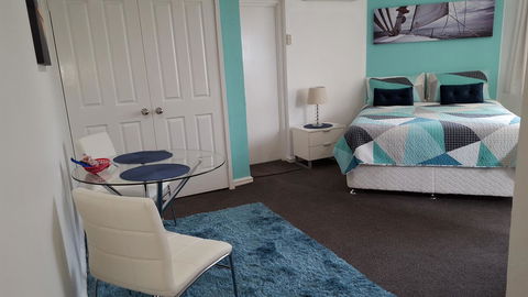 Palm Beach Bed & Breakfast - Lightning Ridge Tourism 25