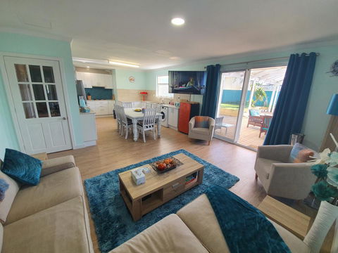 Palm Beach Bed & Breakfast - Lightning Ridge Tourism 16