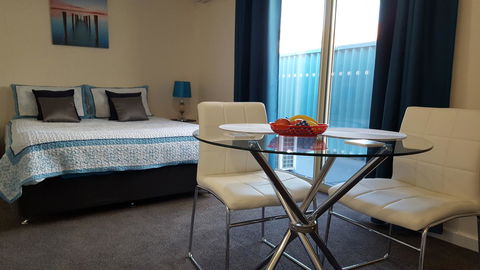 Palm Beach Bed & Breakfast - Lightning Ridge Tourism 39