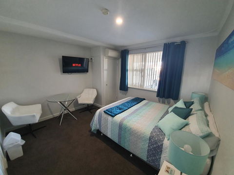 Palm Beach Bed & Breakfast - Lightning Ridge Tourism 27