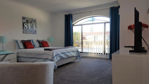 Palm Beach Bed & Breakfast - Lightning Ridge Tourism 29