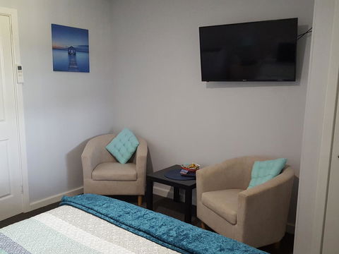Palm Beach Bed & Breakfast - Lightning Ridge Tourism 3