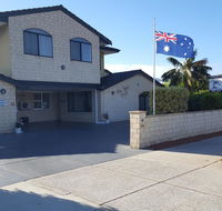 Palm Beach Bed  Breakfast - Lightning Ridge Tourism