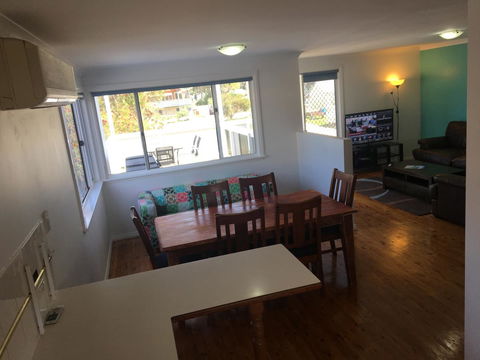 Esperance Central Accommodation - Lightning Ridge Tourism 32