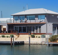 Oceans Edge - Busselton - Lightning Ridge Tourism