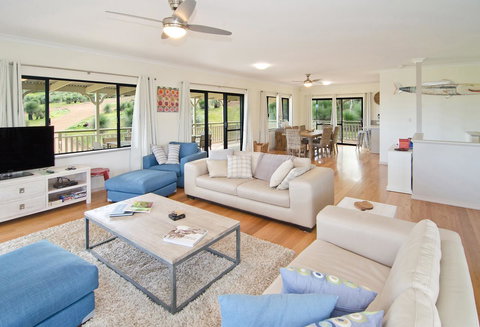 Tranquility - Lightning Ridge Tourism 7