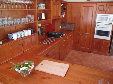The Russell House - Lightning Ridge Tourism 1