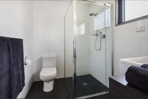 Latitude20 The Dunes - Lightning Ridge Tourism 7