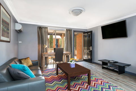 Quest Yelverton Kalgoorlie - Lightning Ridge Tourism 28