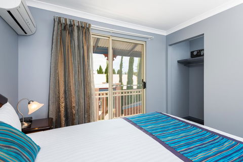Quest Yelverton Kalgoorlie - Lightning Ridge Tourism 24