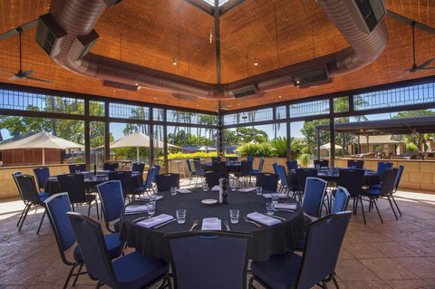 Karratha International Hotel - Lightning Ridge Tourism 26