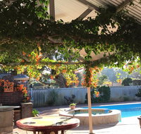 Swan Valley Rest Cottage - Lightning Ridge Tourism