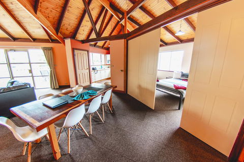 Esperance Foreshore Apartments - Lightning Ridge Tourism 24