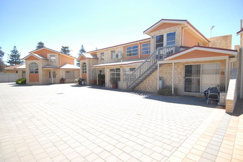 Esperance Foreshore Apartments - Lightning Ridge Tourism 0